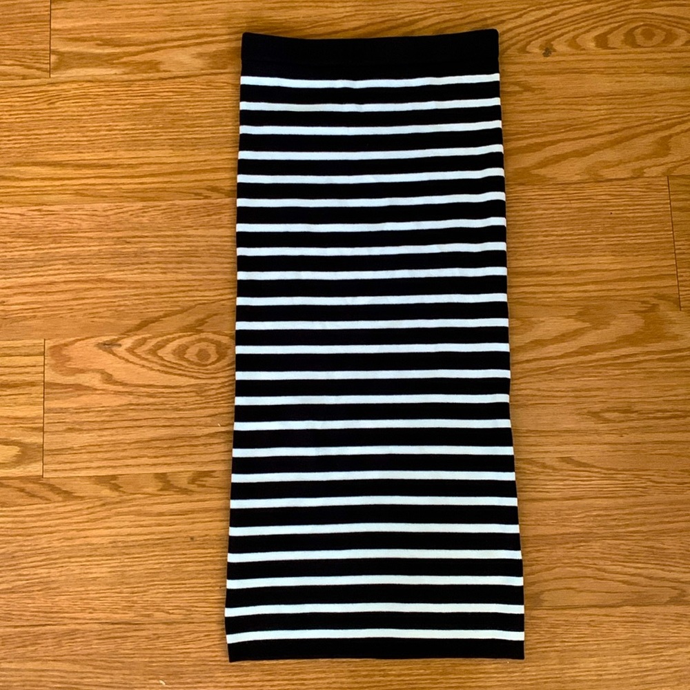 Loft midi body con skirt NWOT